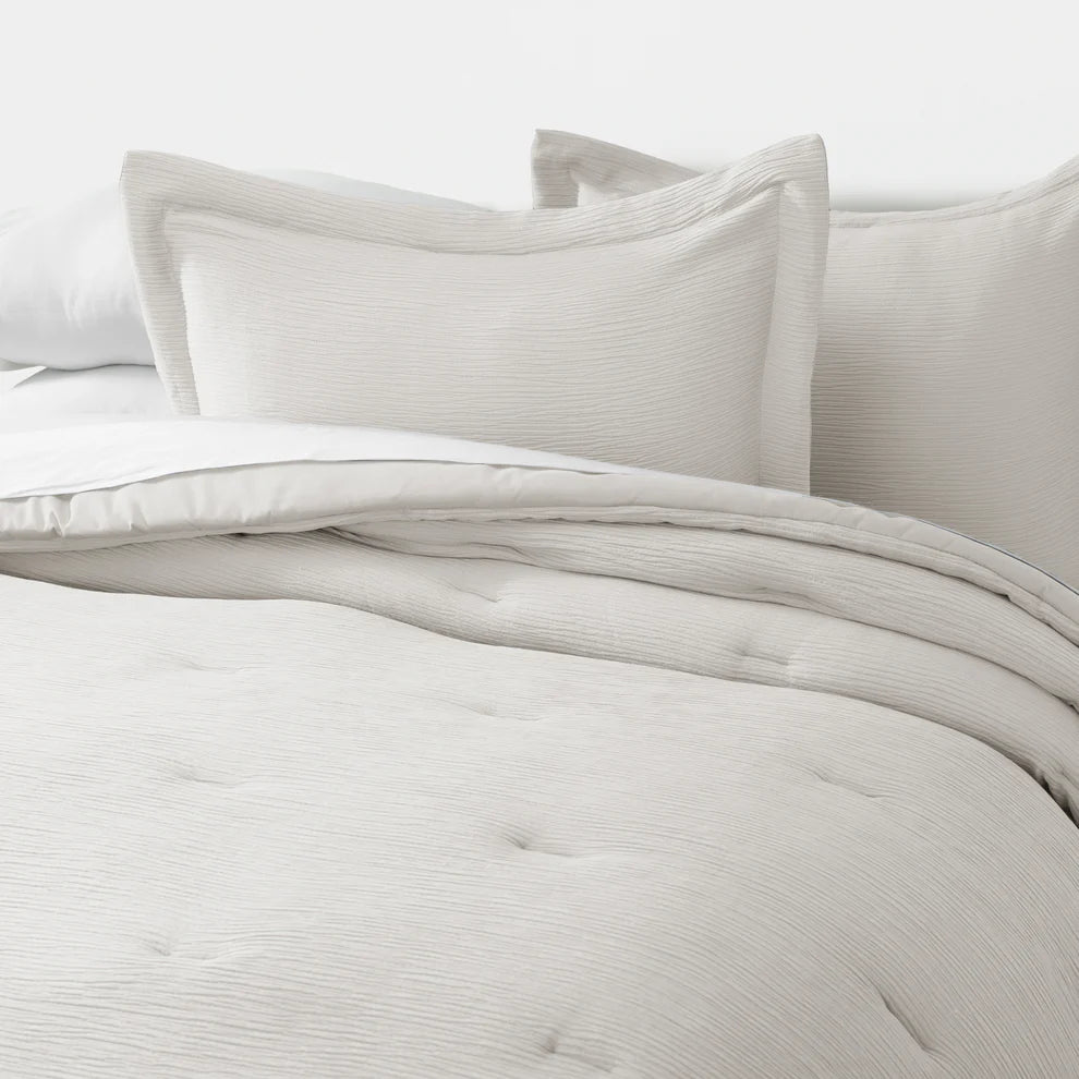 Cloud Knit Comforter